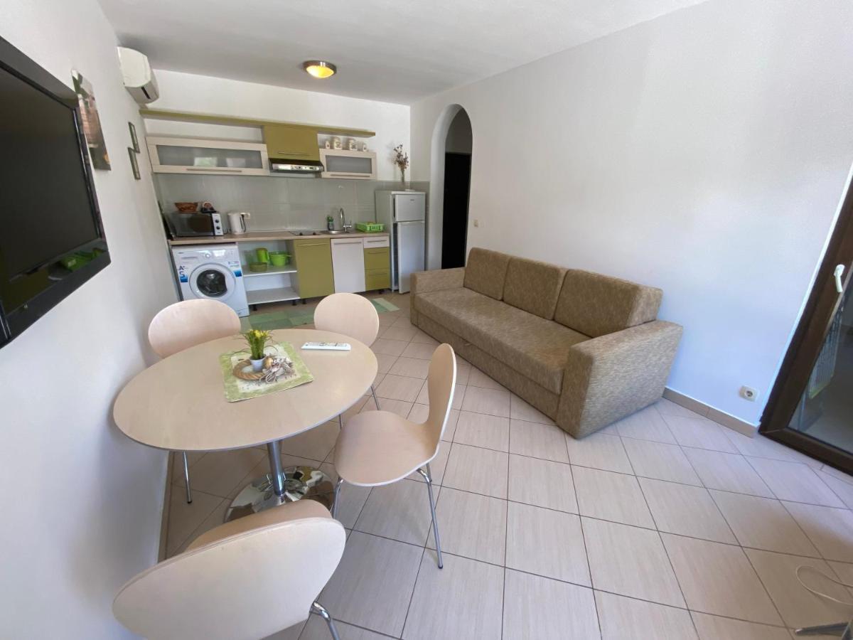 Apartments Nautica Нови Винодолски Екстериор снимка